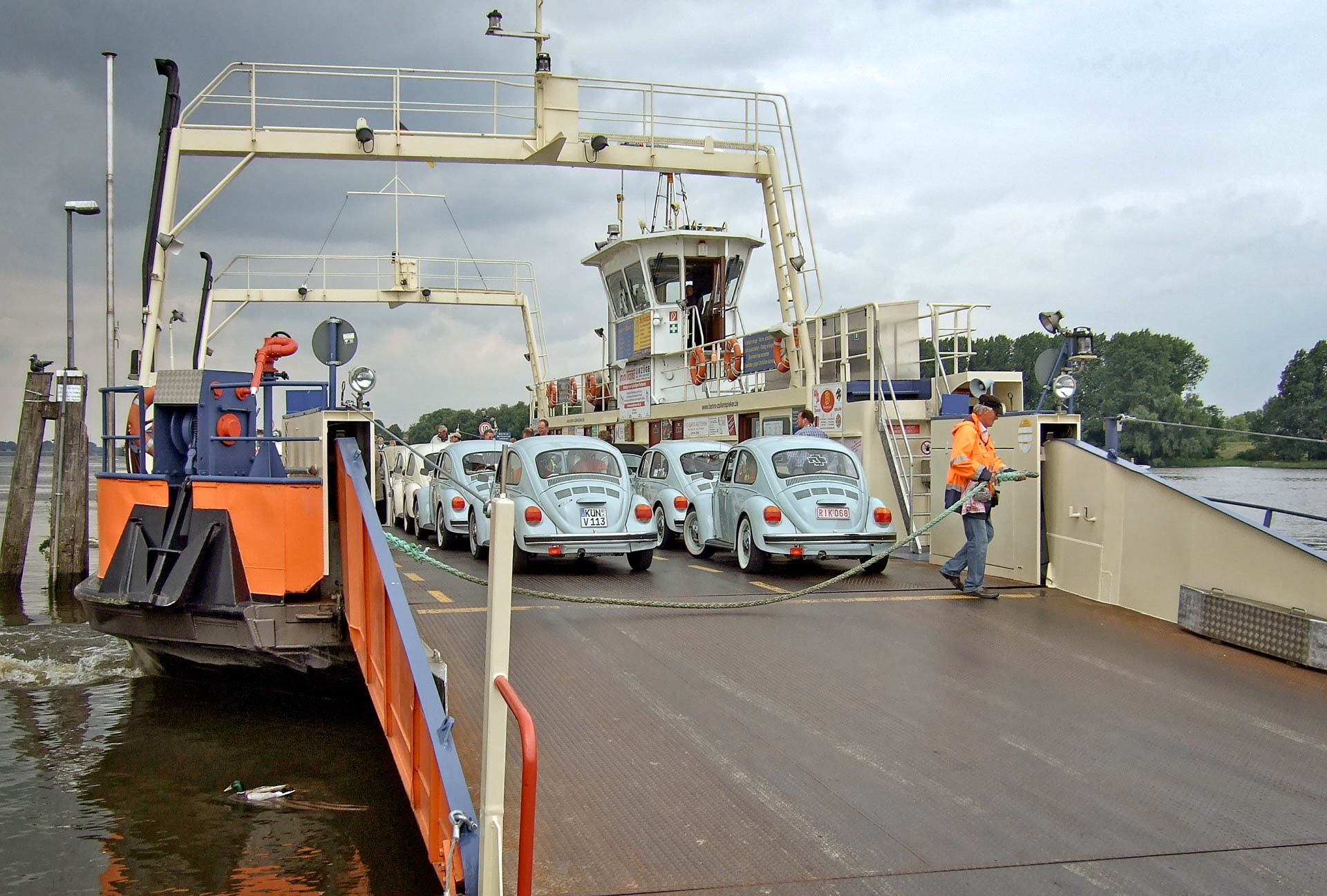 Elbe ferry near Hoopte