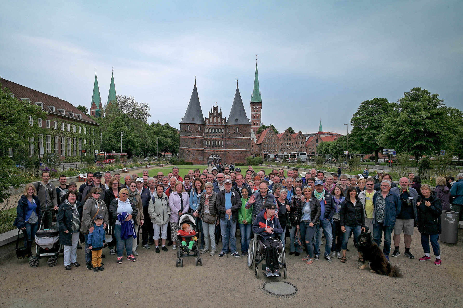 Holsten Gate with Beetle Friends