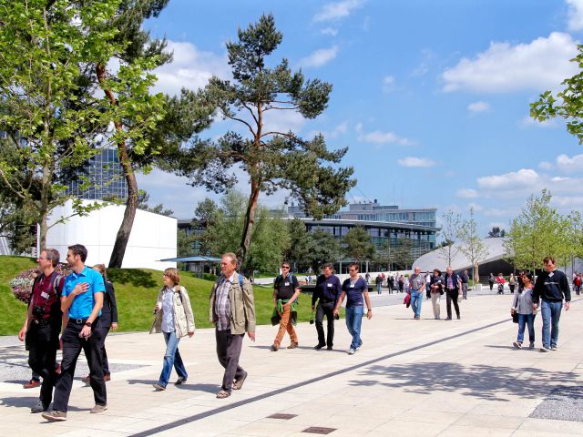 Spaziergang durch die Autostadt