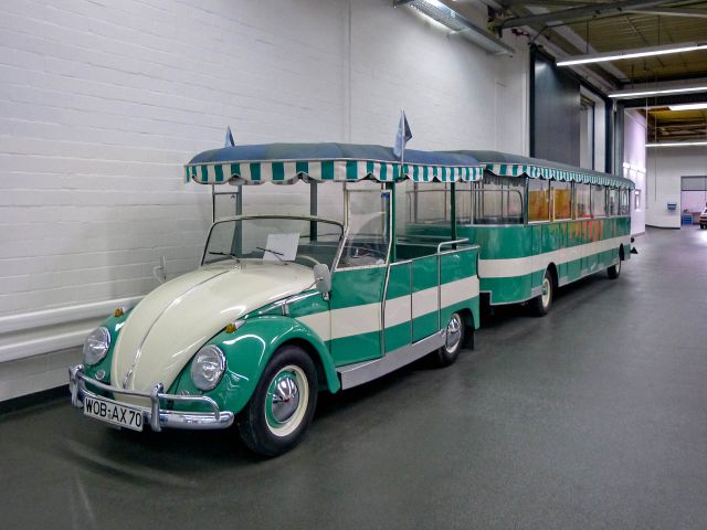 Factory tour train (Autostadt-Depot)