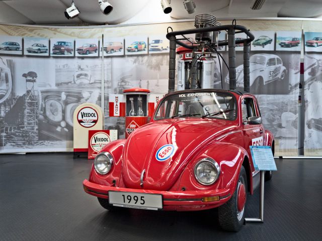 Ballongondel-Käfer (Automuseum Volkswagen)